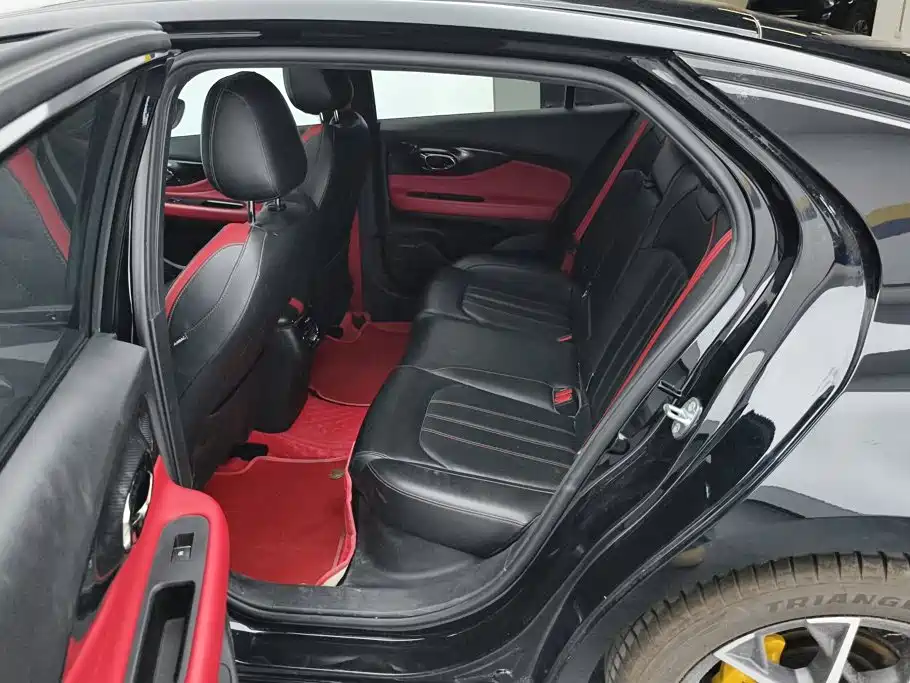 GAC Motor Empow 270T DCT J16 Edition, фото 11