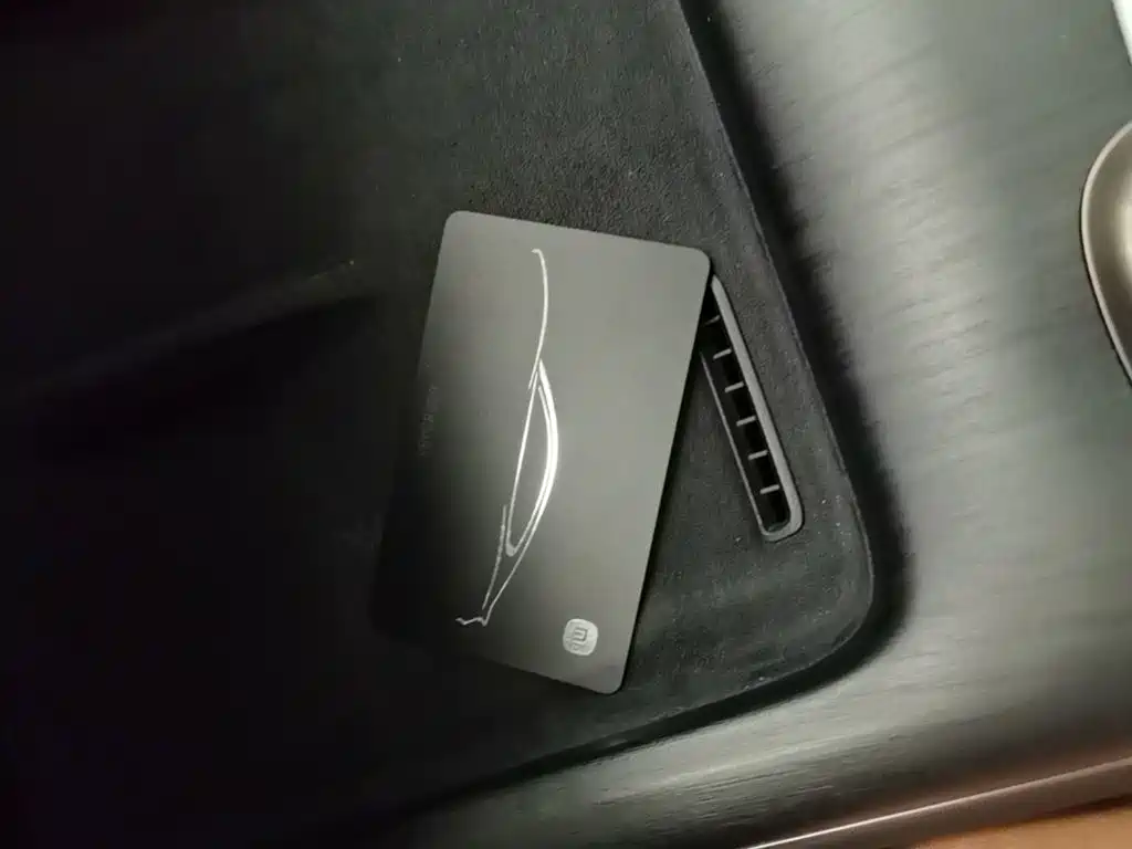 Xiaomi SU7 — миниатюра 9