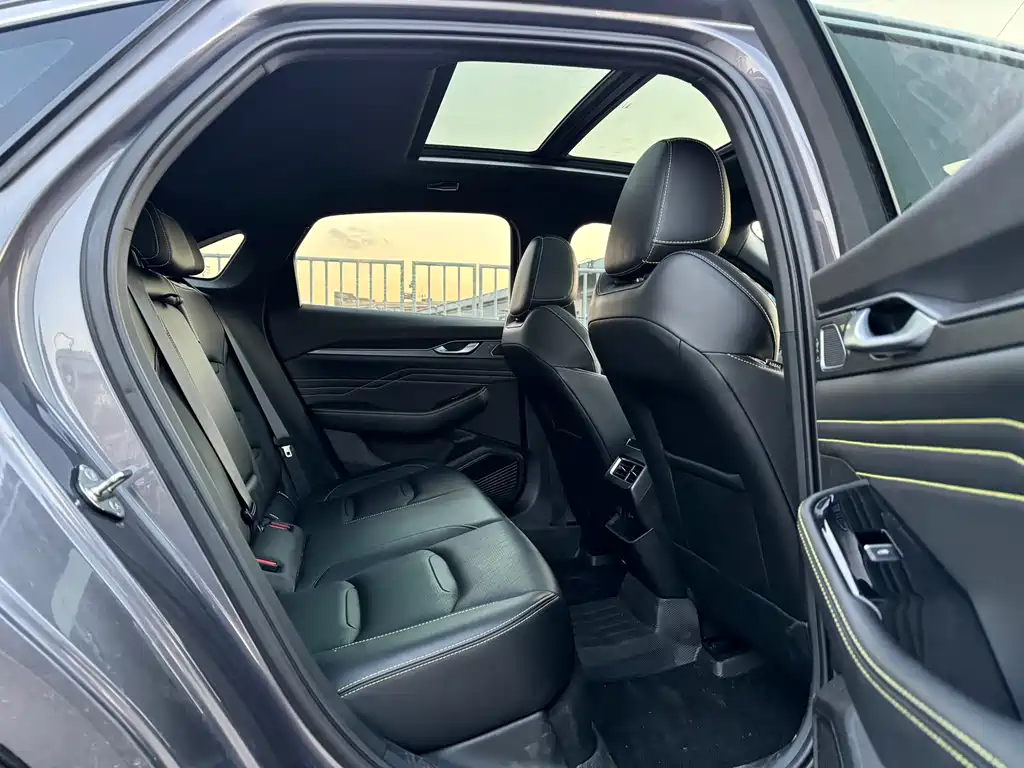 GEELY AUTOMOBILE XINGRUI