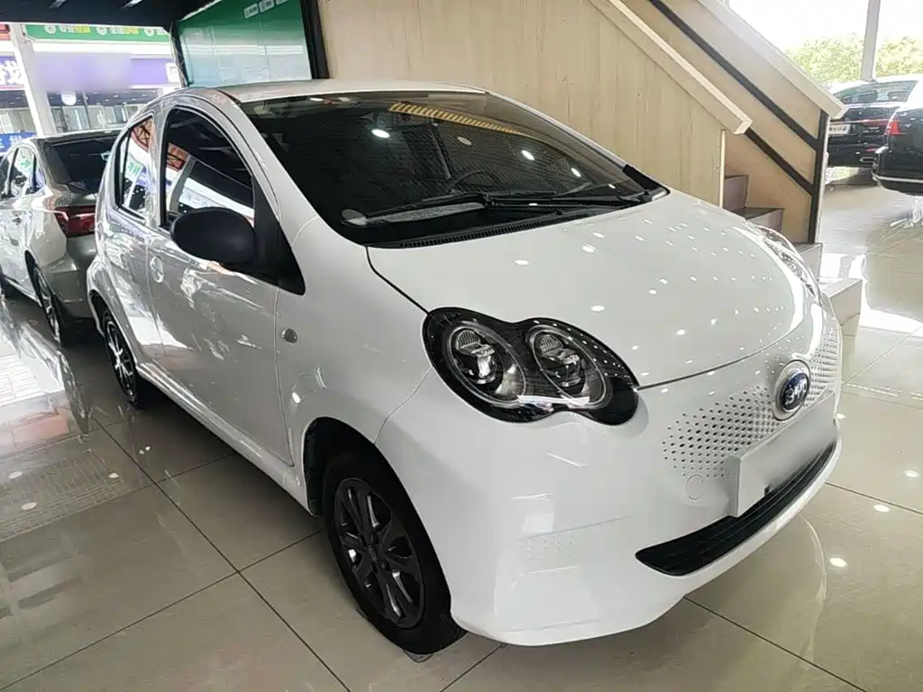 BYD e1 — миниатюра 4