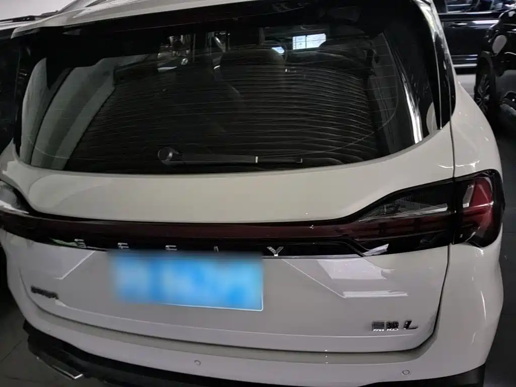 Geely Haoyue L — миниатюра 6