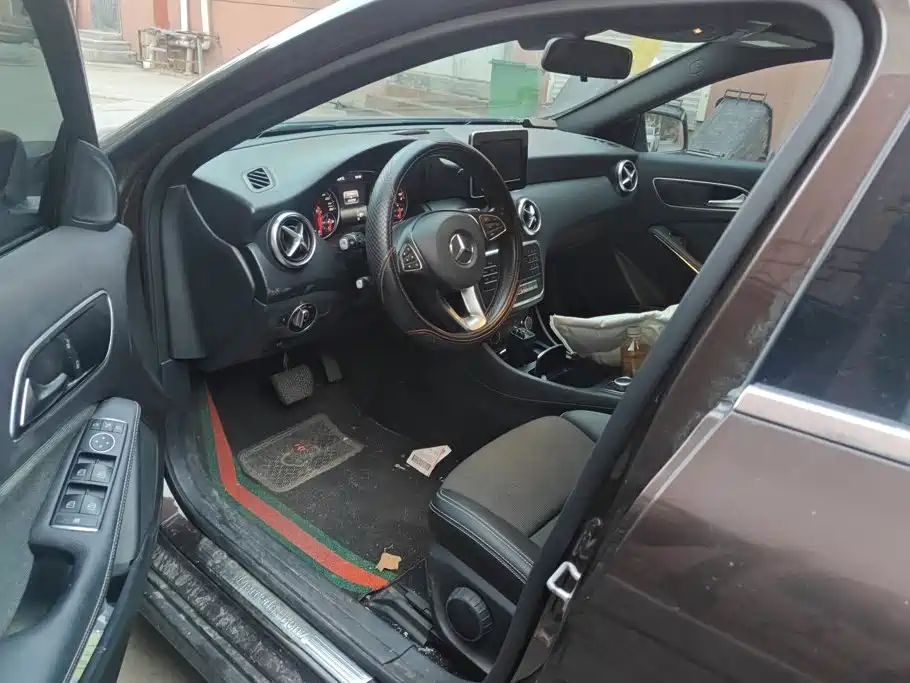 Mercedes-Benz A-Class (Import) — миниатюра 9