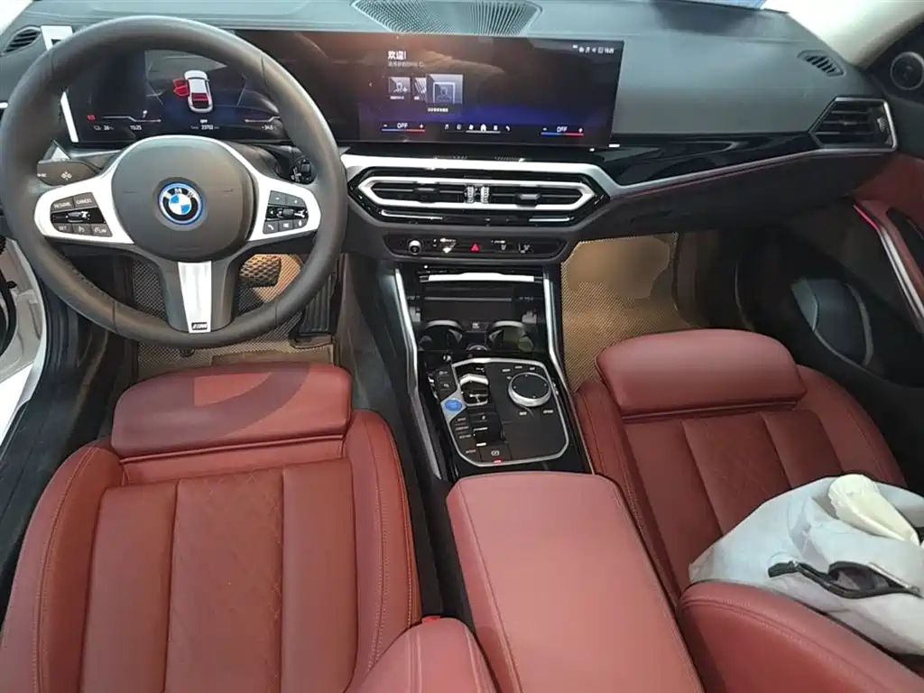 BMW i3 2024 eDrive 35 L