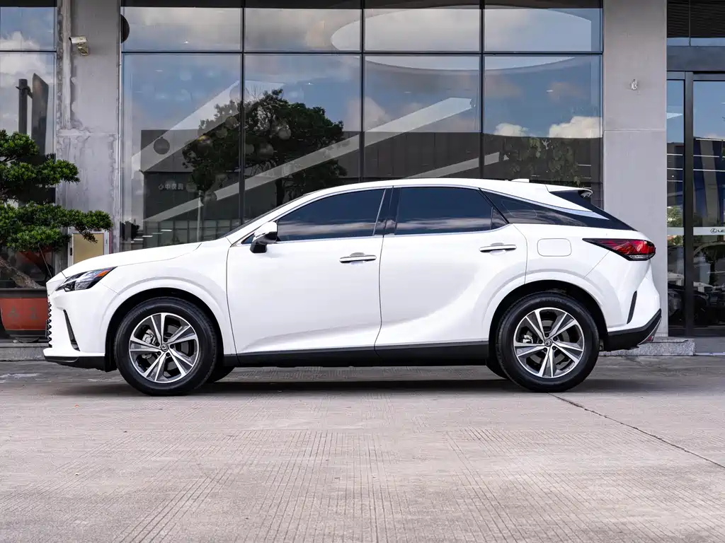 Lexus RX 2026 300