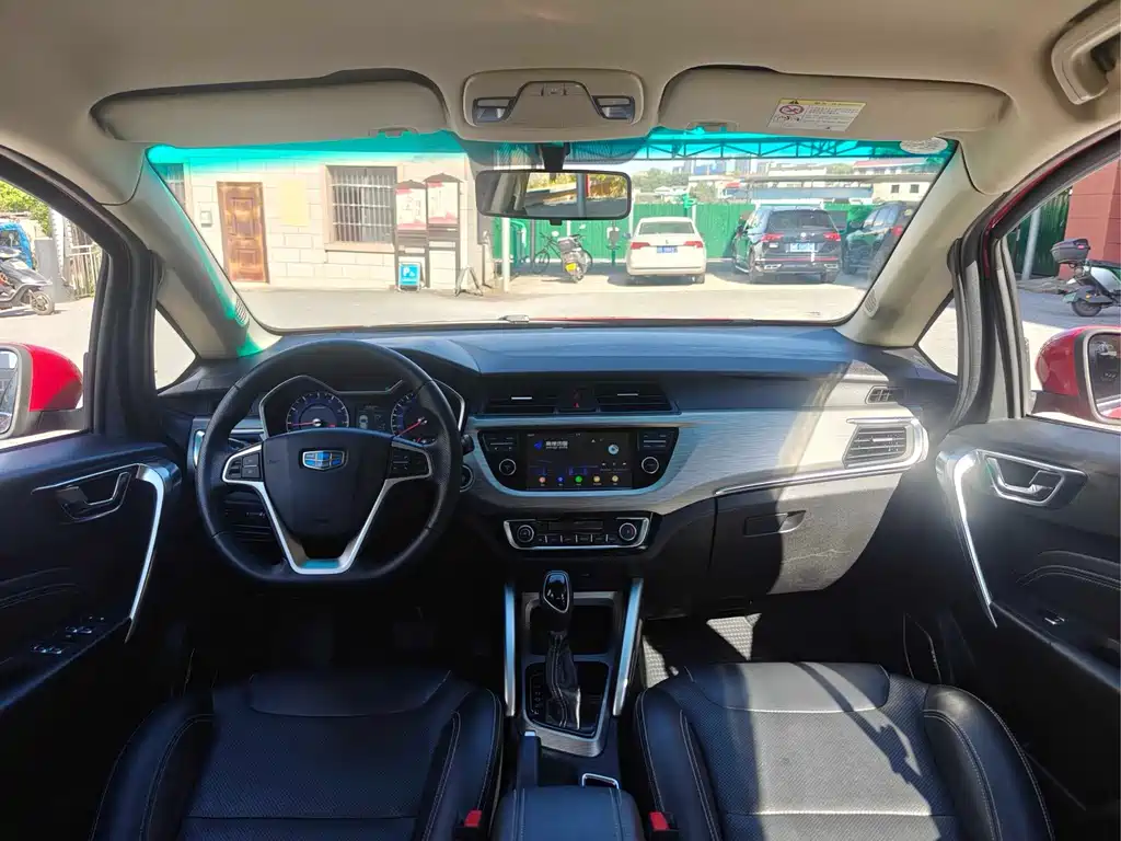Geely Vision X3 — миниатюра 4