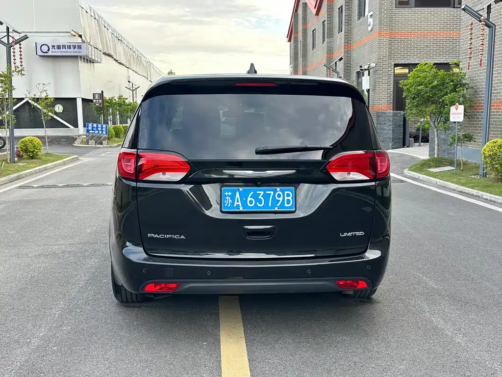Chrysler Grand Voyager 2017 3.6L Premium
