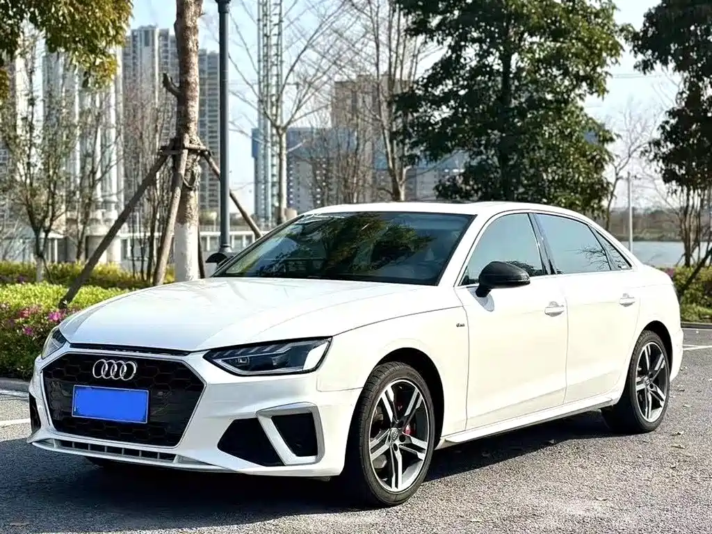 Купить Audi A4L