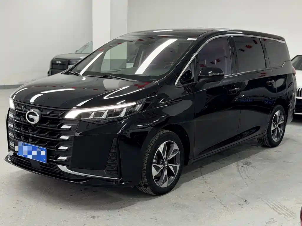 2022 GAC Trumpchi M6 - zdjęcie 1 z 17