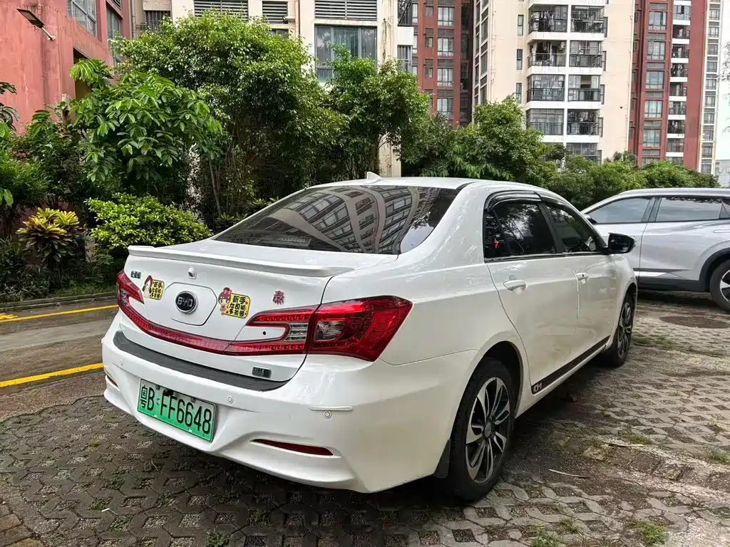 BYD Qin NEV — миниатюра 4