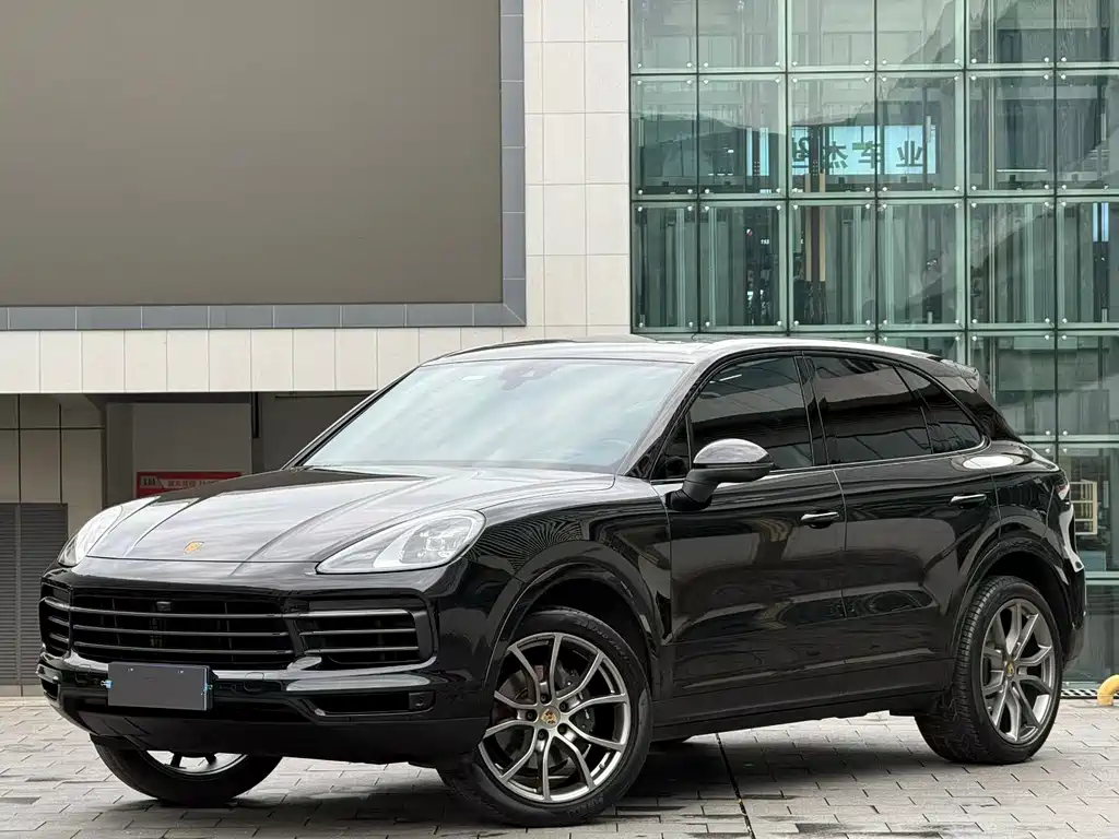 Porsche Cayenne 2023