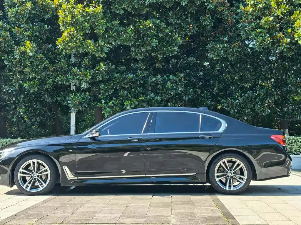 BMW 7 Series 7 2018 730Li Lead M Sport