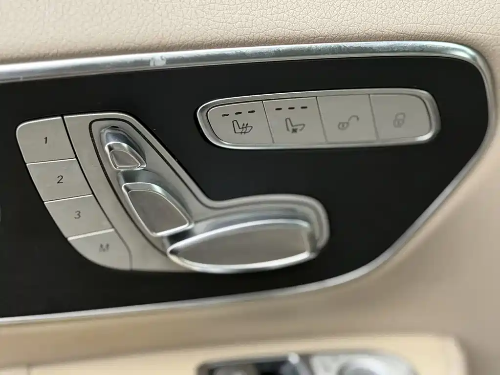 Mercedes-Benz V-Class V 2016 V 260 L Luxury Long Wheelbase