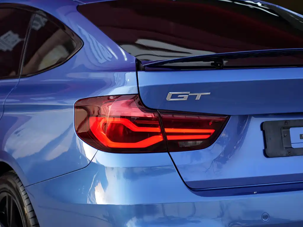BMW 3 Series GT 3 GT 2019 320i M Sport
