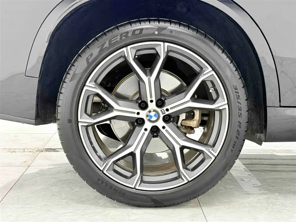 BMW X5 2022 xDrive 40Li M Sport