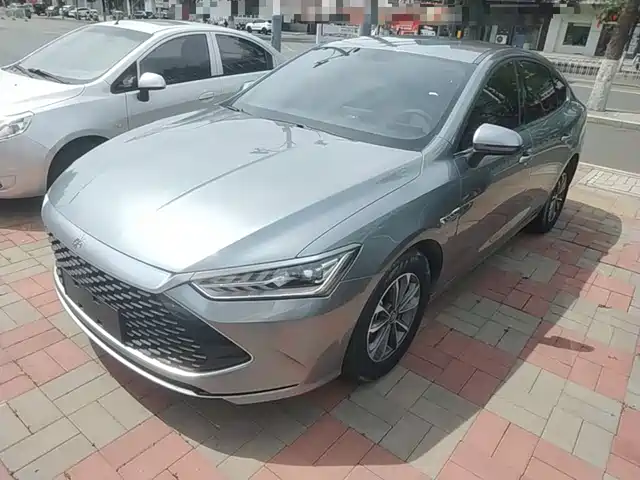 2024 BYD Qin