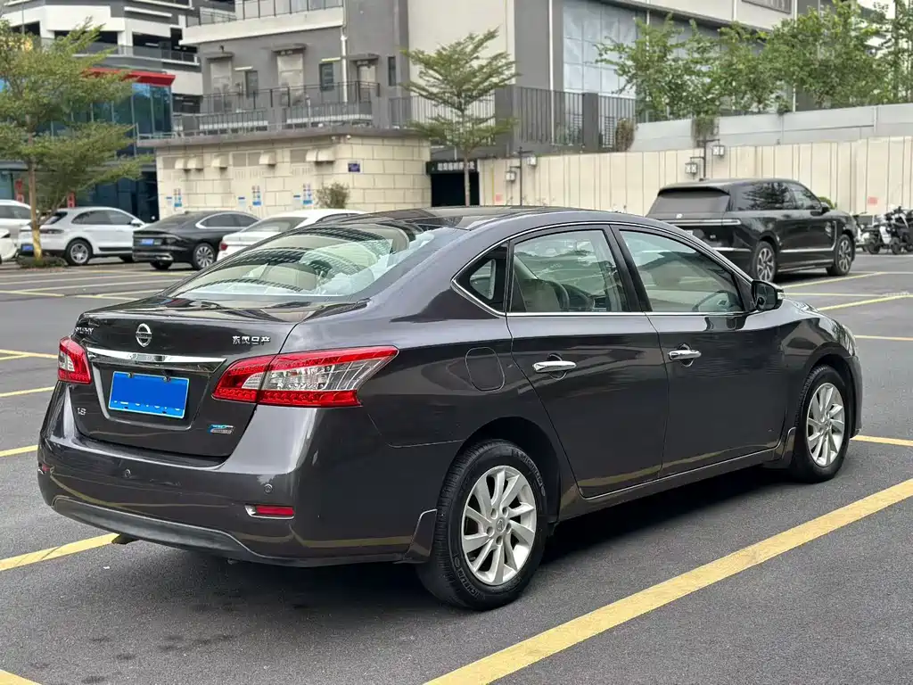 Nissan Sylphy — миниатюра 7