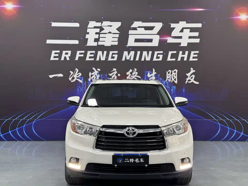 Toyota Highlander 2017 2.0T Luxury 7 мест