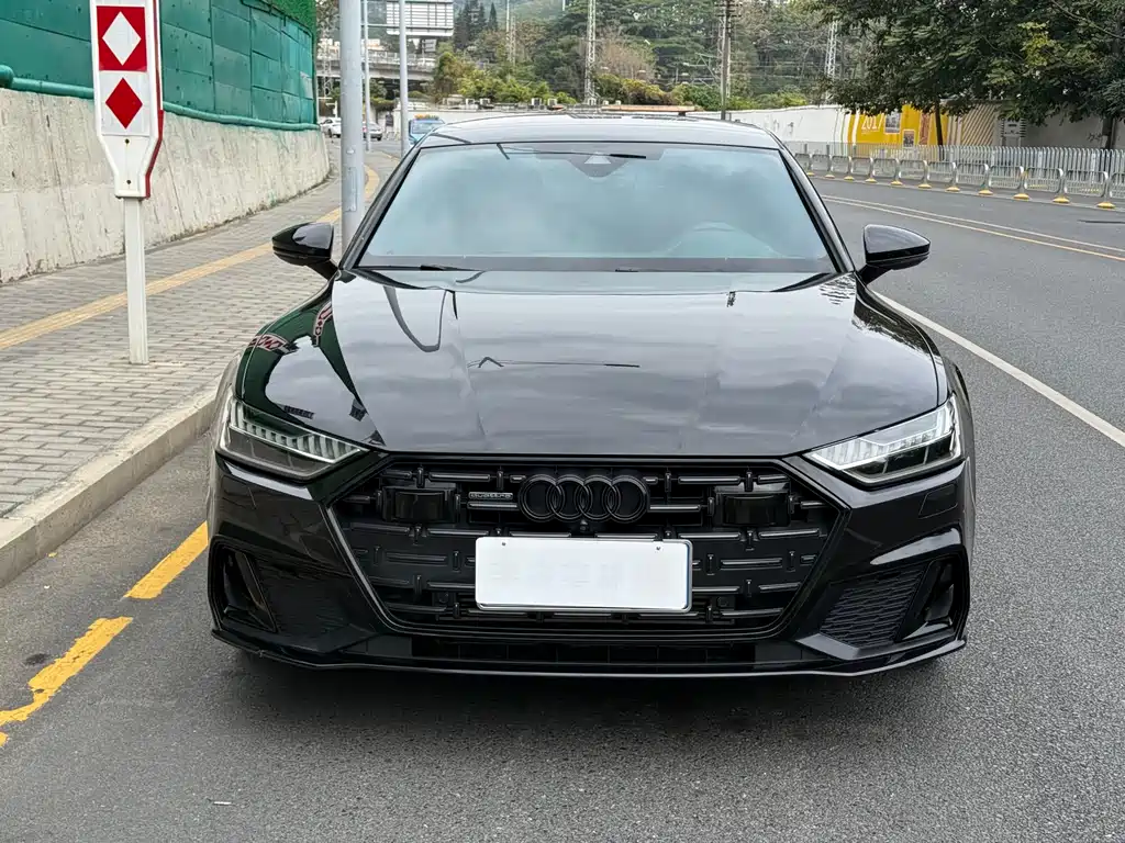 AUDI A7L