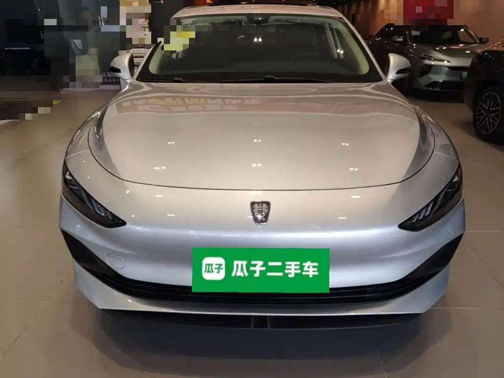 Roewe D7 2025 DMH 125km Champion