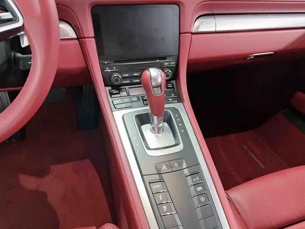 Porsche 718 2018 Cayman 2.0T