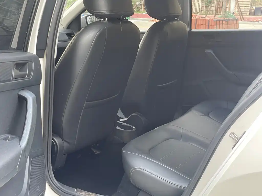 Volkswagen Santana 1.5L Auto Elegant Edition, фото 8