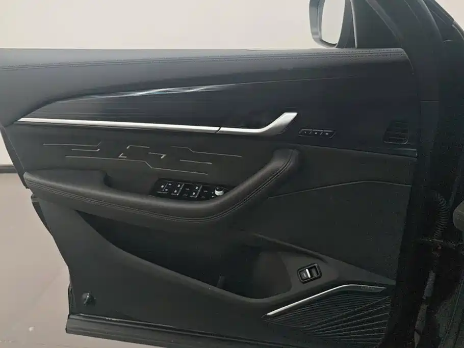 Geely Xingyue L — миниатюра 7