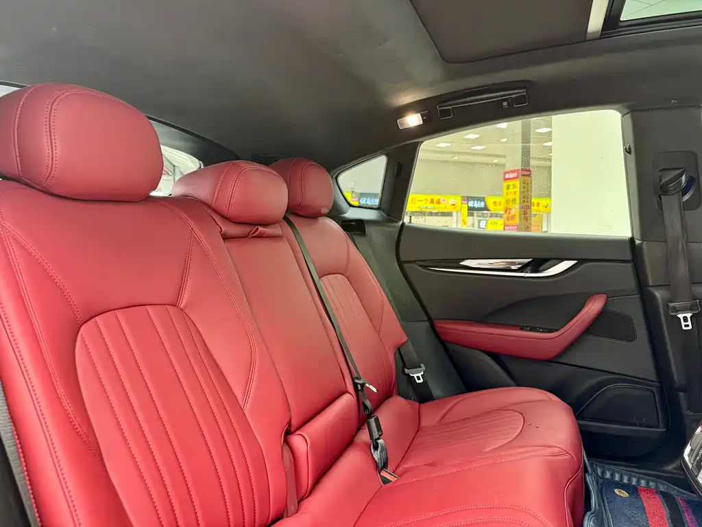 Maserati Levante — фотографии объявления, Фото 12