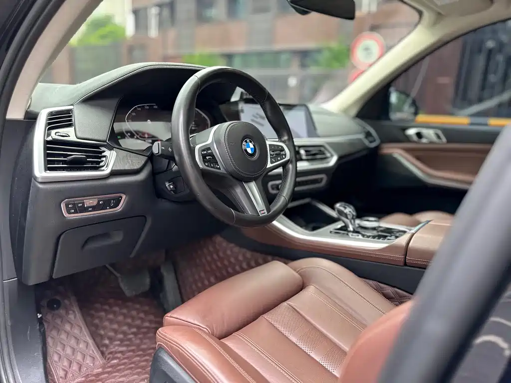 BMW X5 2021 xDrive30i M Sport