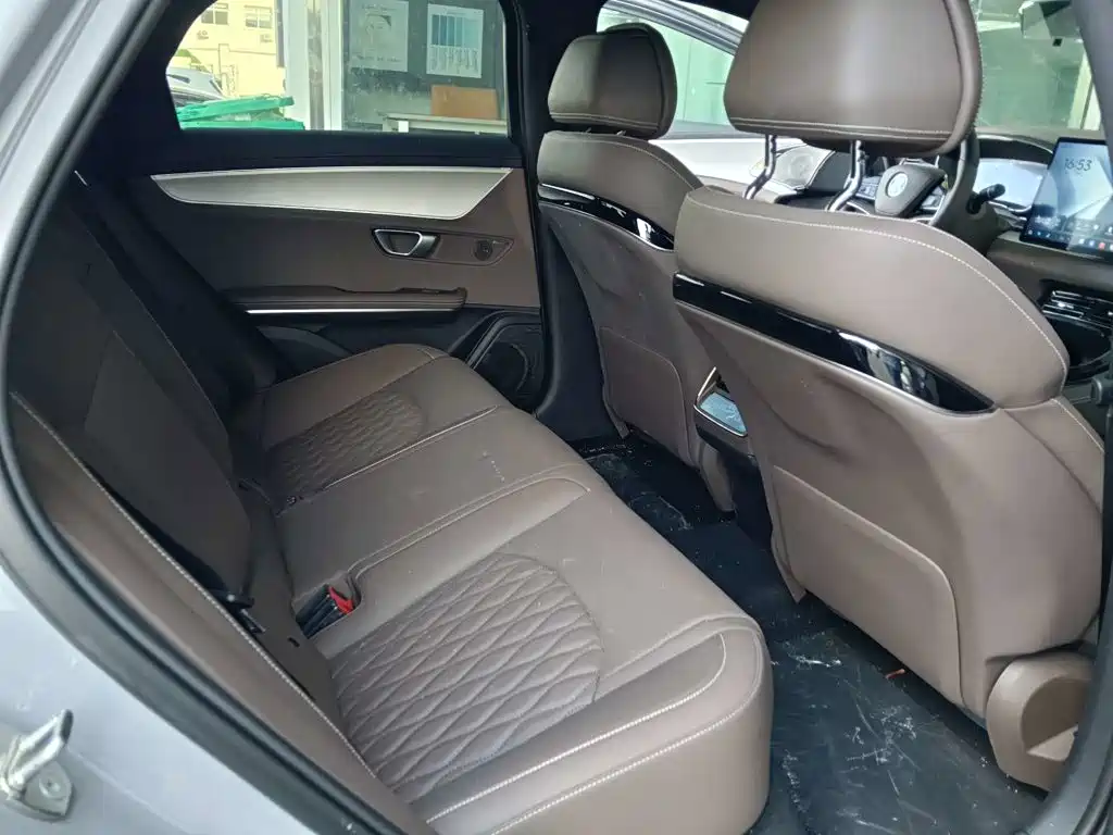 BYD Han 2025 DM-i 125KM Smart Drive