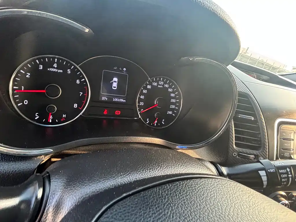 Kia K3 2016 1.6L MT GL