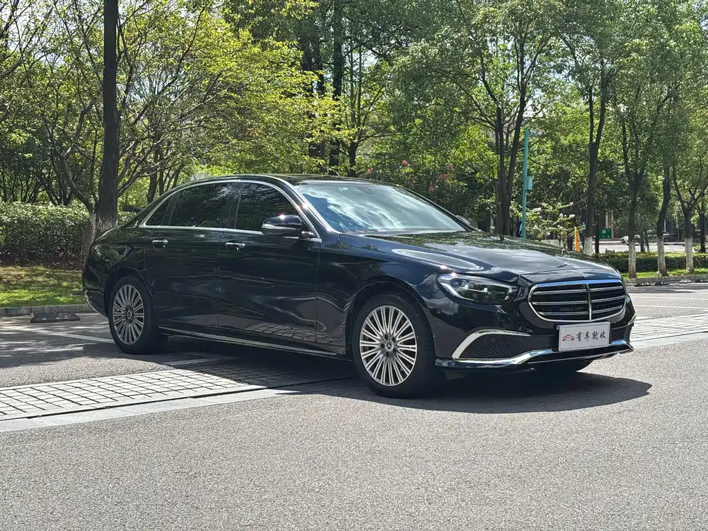 Mercedes-Benz E-Class E 2019 E 200 L Sport 4MATIC