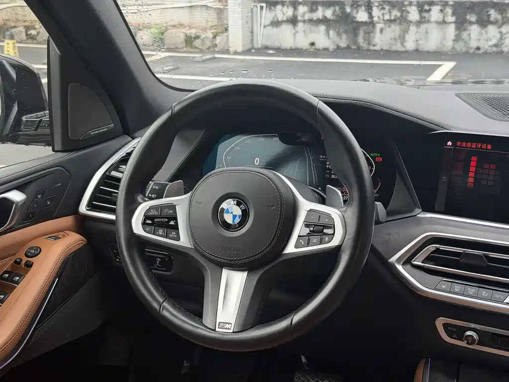 BMW X5 (Import) — миниатюра 13