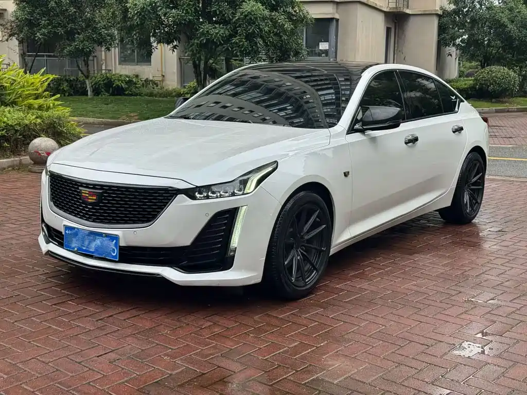 Cadillac CT5 2024