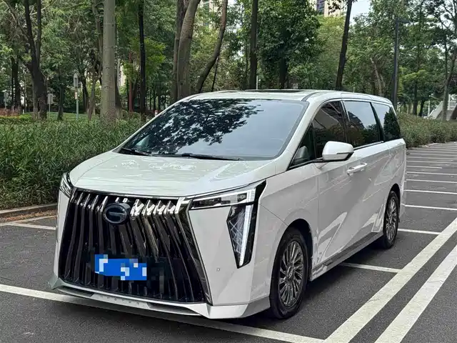 GAC Trumpchi M8