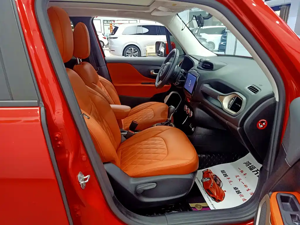 Jeep Renegade — миниатюра 22