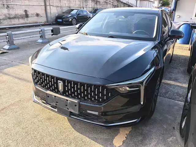 2022 Bestune B70