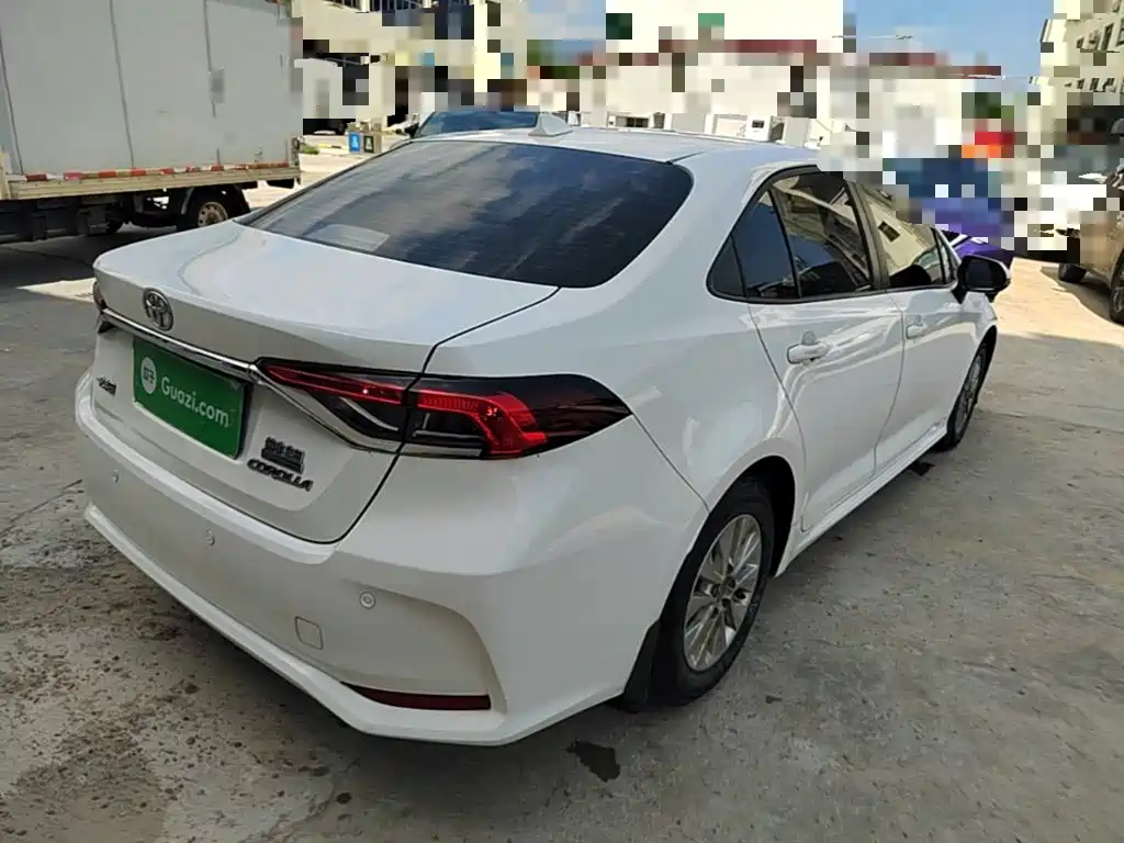 Toyota Corolla — миниатюра 7