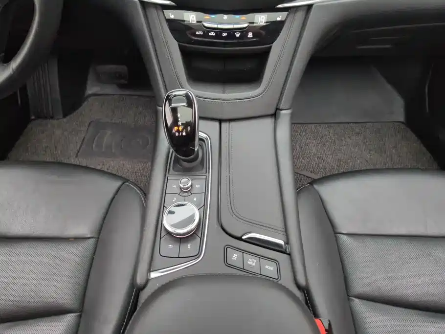 Cadillac XT5 — миниатюра 16