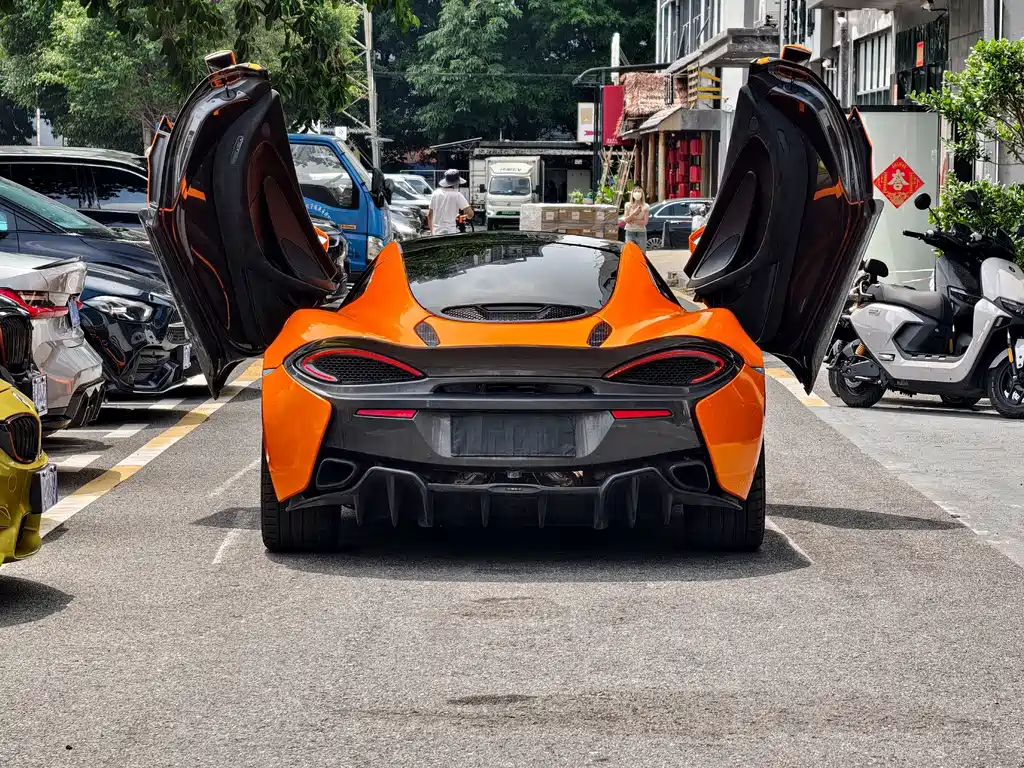 McLaren 570 2016 570GT 3.8T Coupe