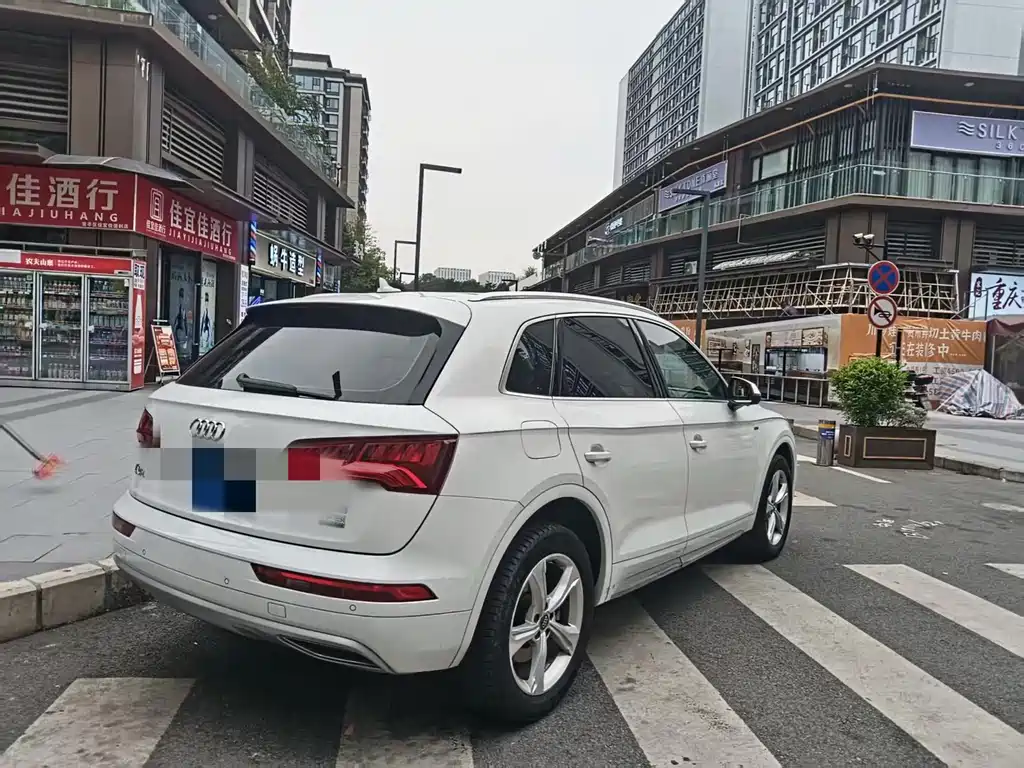 Audi Q5L — миниатюра 8