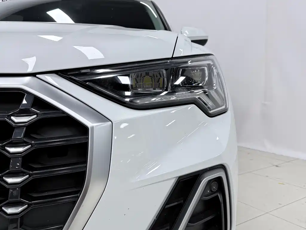 Audi Q3 2022 35 TFSI Fashion