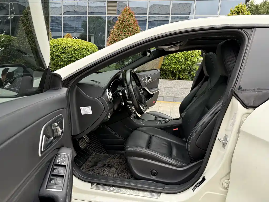 Mercedes-Benz CLA 2017 CLA 260 4MATIC