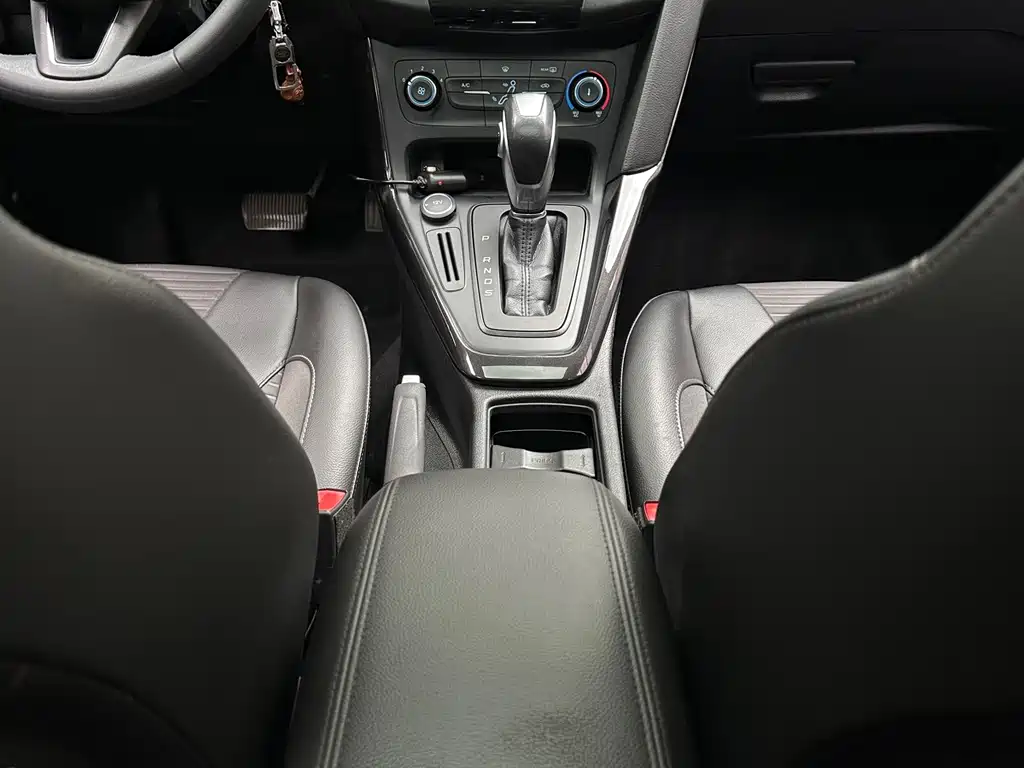 Ford Focus — миниатюра 14