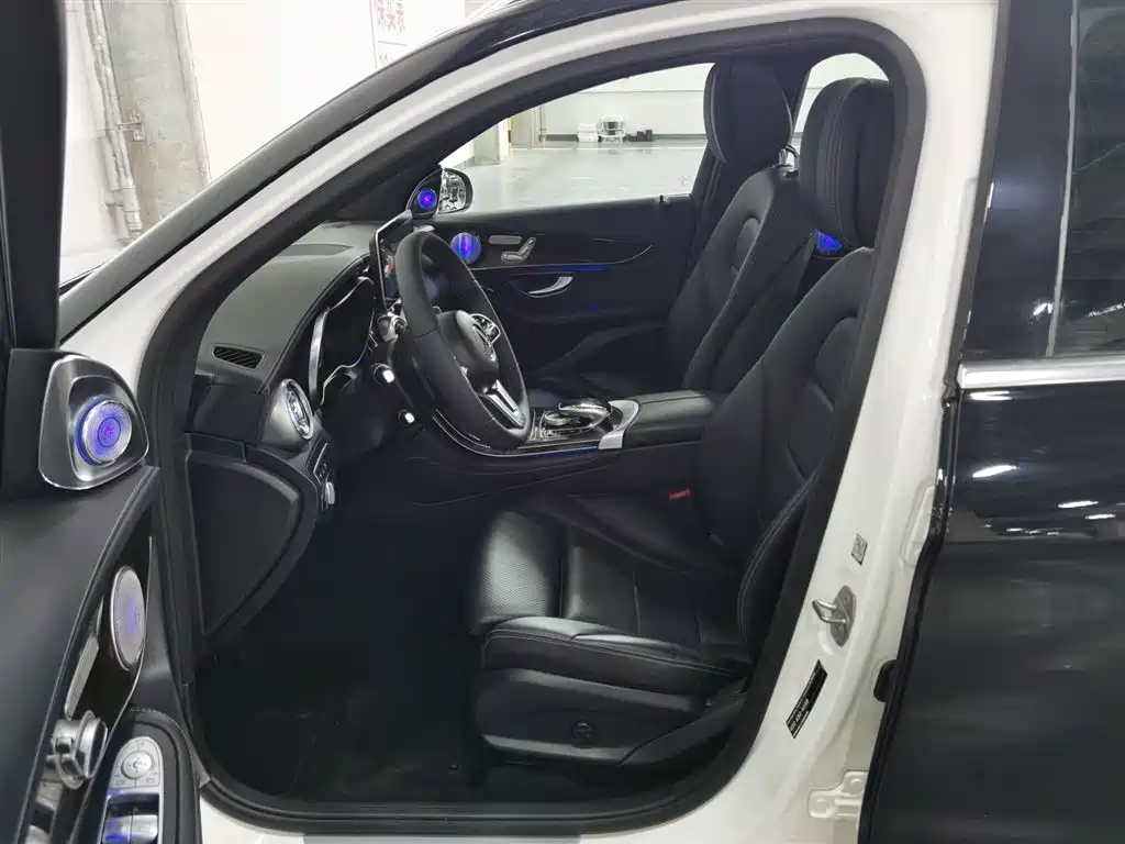 Mercedes-Benz GLC 2018 GLC 260 4MATIC Luxury