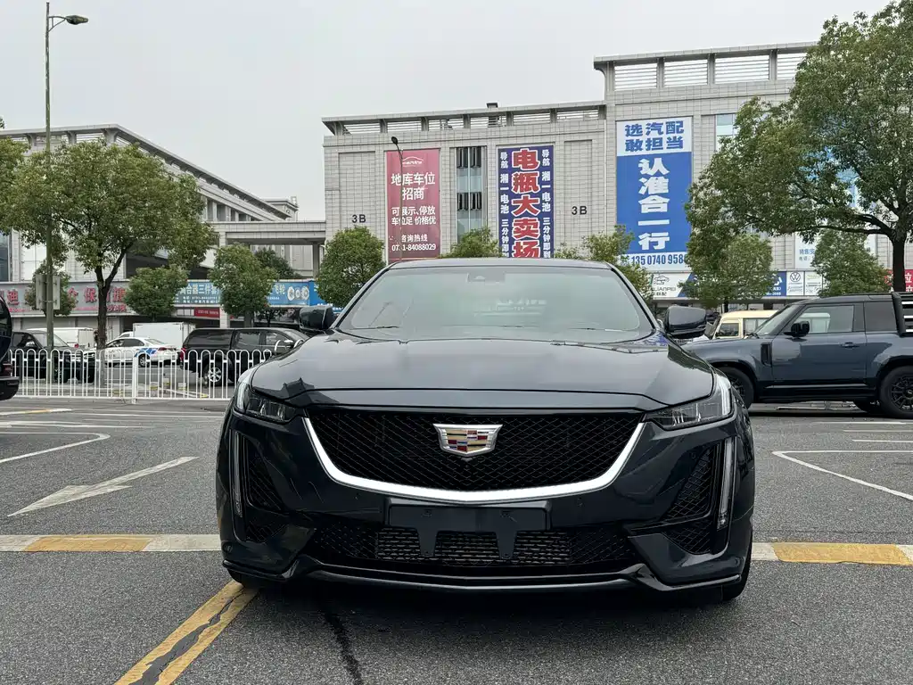 Cadillac CT5 — миниатюра 3