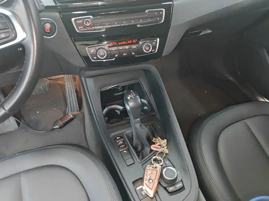 BMW X1 — миниатюра 14