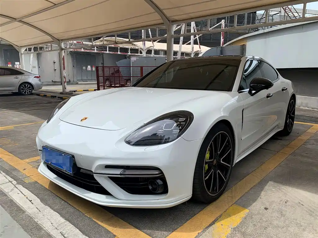 Porsche Panamera 2019