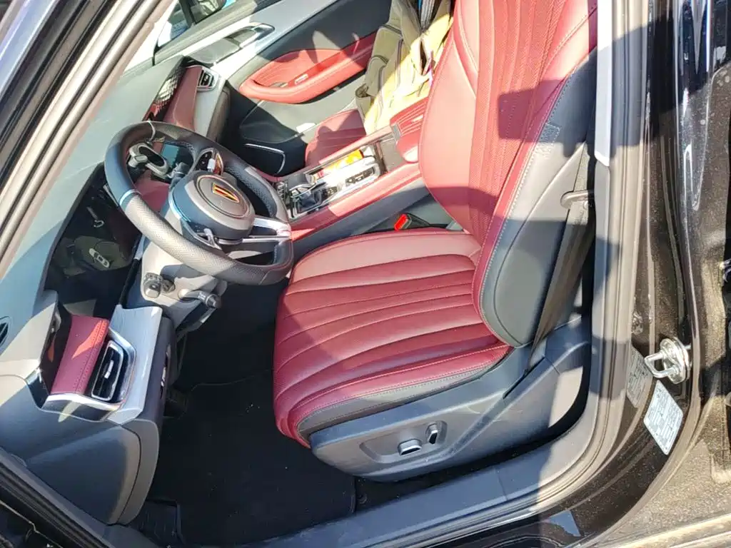 Hongqi Hongqi H5 — миниатюра 15