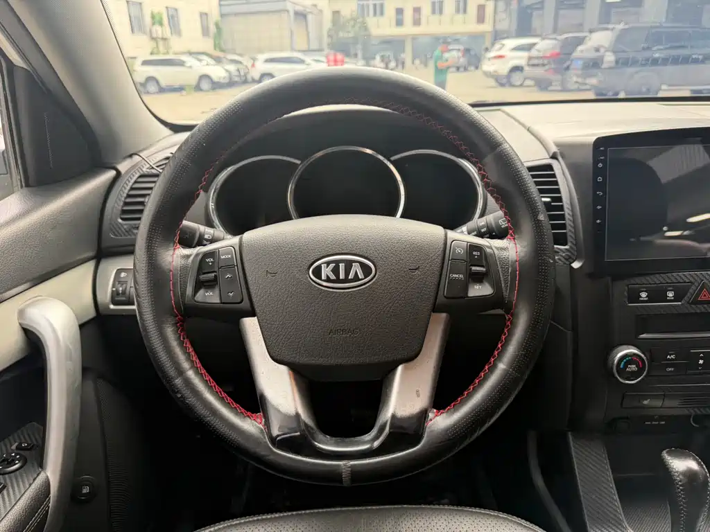 Kia Sorento — миниатюра 6