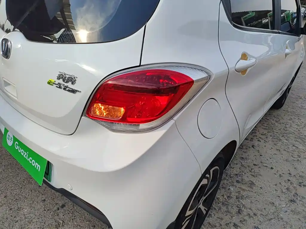 Changan Benben E-Star — миниатюра 8